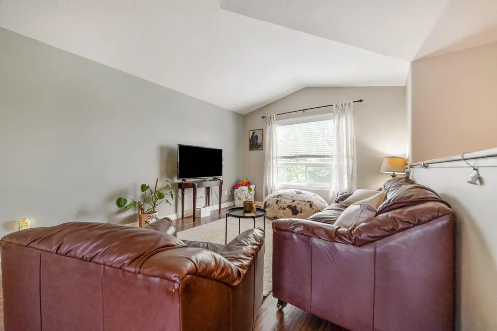 113 Mount Sundial Court W Lethbridge AB T1J 1J1