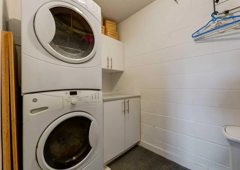 7007 4a Street SW Calgary AB T2V 1A1