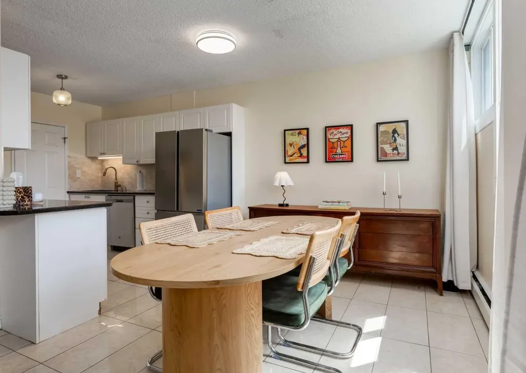 7007 4a Street SW Calgary AB T2V 1A1