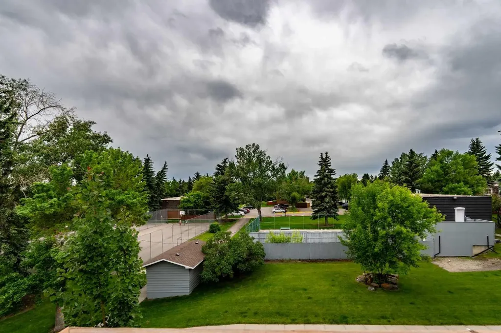 11620 Elbow Drive SW Calgary AB T2W 3L6
