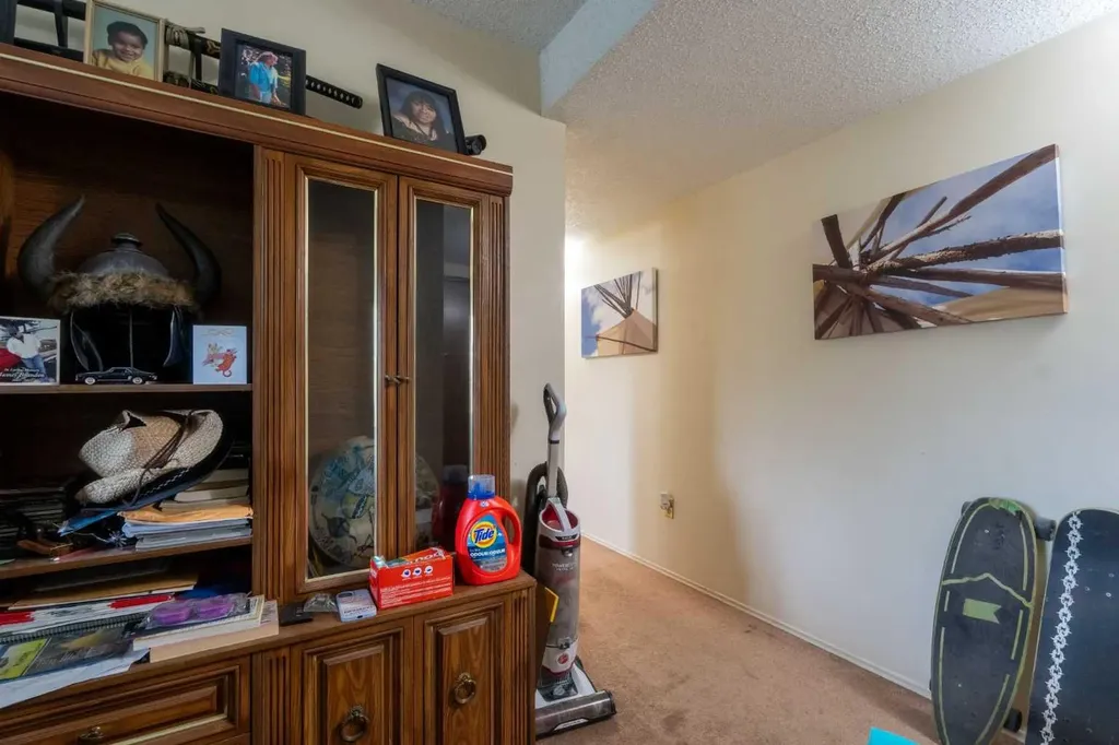 11620 Elbow Drive SW Calgary AB T2W 3L6