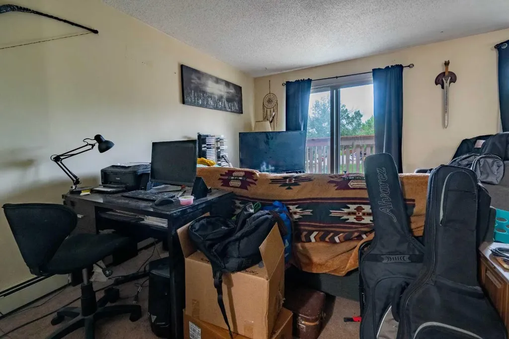 11620 Elbow Drive SW Calgary AB T2W 3L6