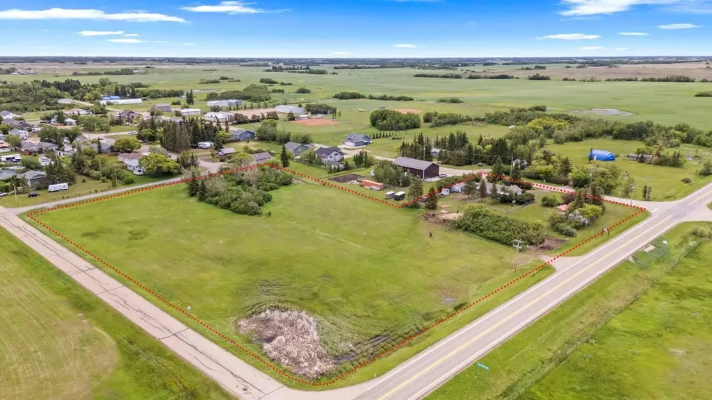 20 Township Road 484 Round Hill AB T0B 3Z0