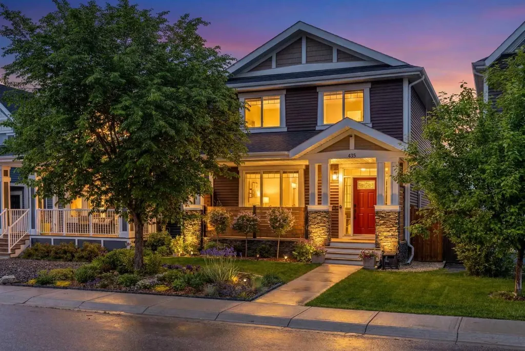 435 River Heights Crescent Cochrane AB T4C 0T9