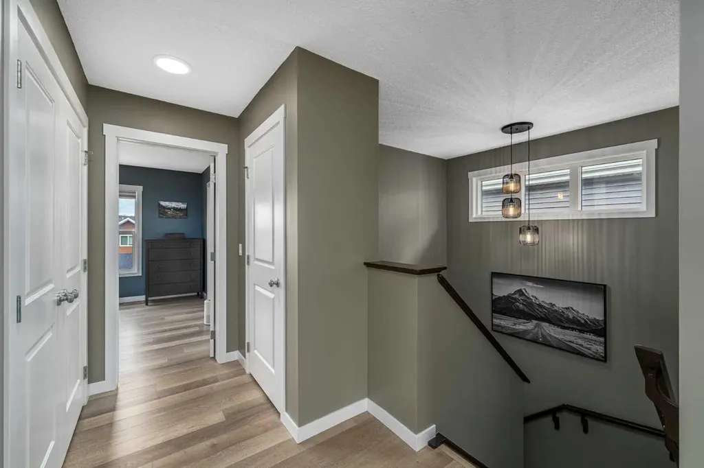 435 River Heights Crescent Cochrane AB T4C 0T9