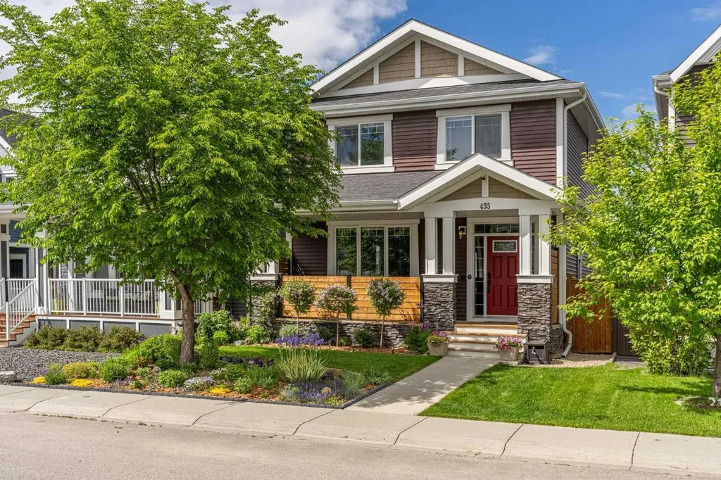 435 River Heights Crescent Cochrane AB T4C 0T9