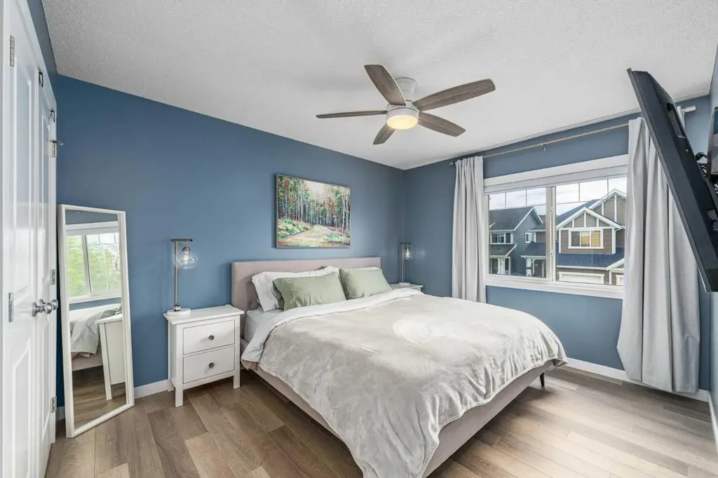 435 River Heights Crescent Cochrane AB T4C 0T9