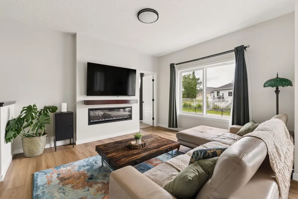 808 Mandalay Link Carstairs AB T0M 0N0