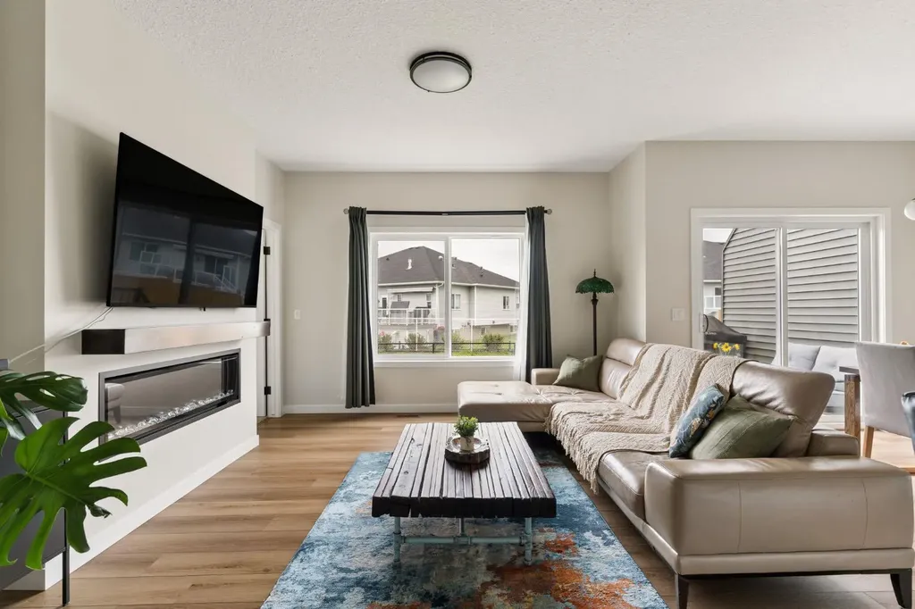 808 Mandalay Link Carstairs AB T0M 0N0
