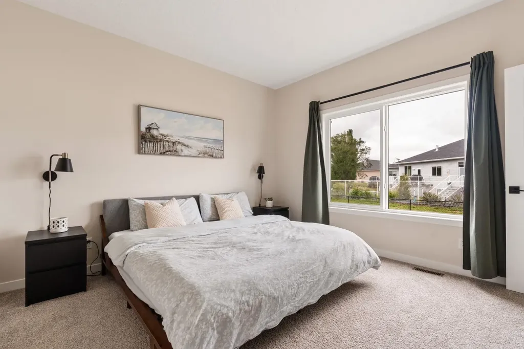 808 Mandalay Link Carstairs AB T0M 0N0