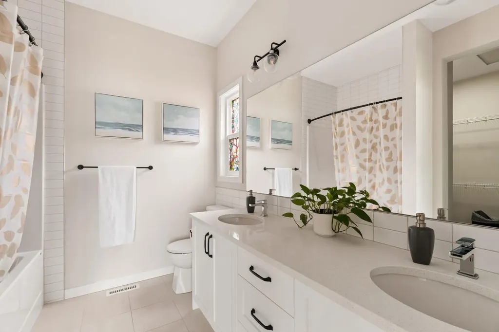 808 Mandalay Link Carstairs AB T0M 0N0