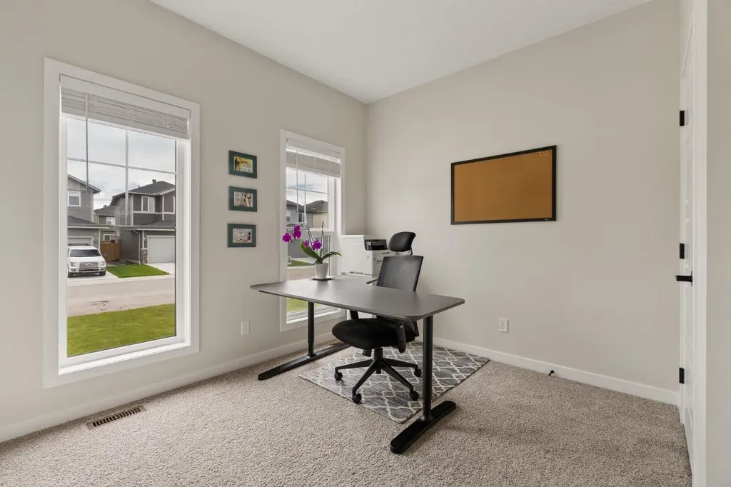 808 Mandalay Link Carstairs AB T0M 0N0