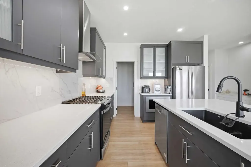 332 Belmont Park SW Calgary AB T2X 5T1