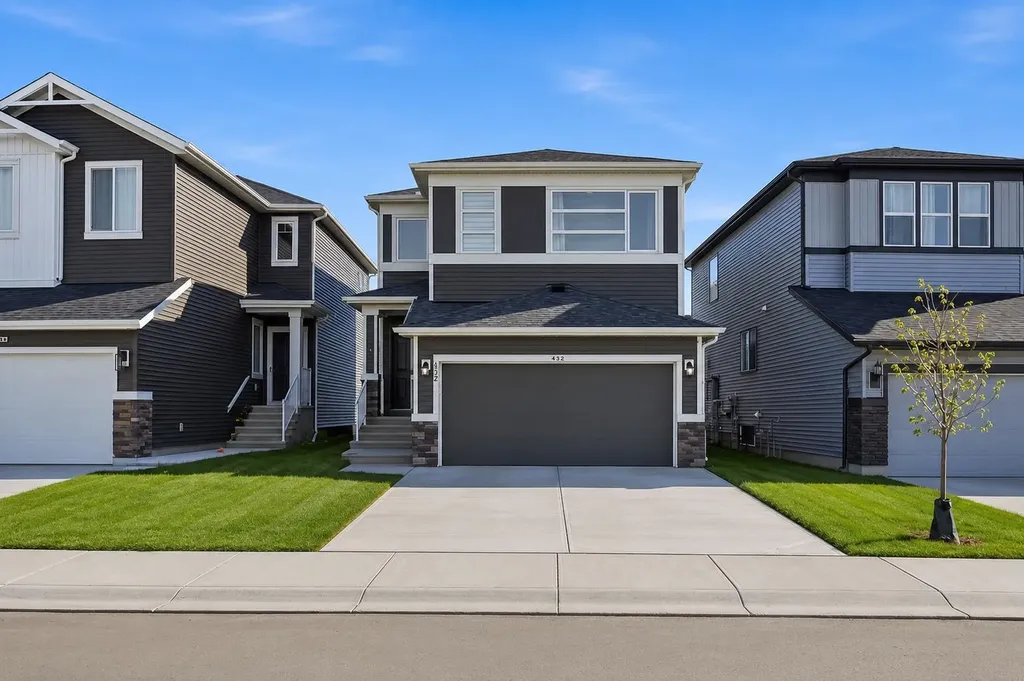 332 Belmont Park SW Calgary AB T2X 5T1