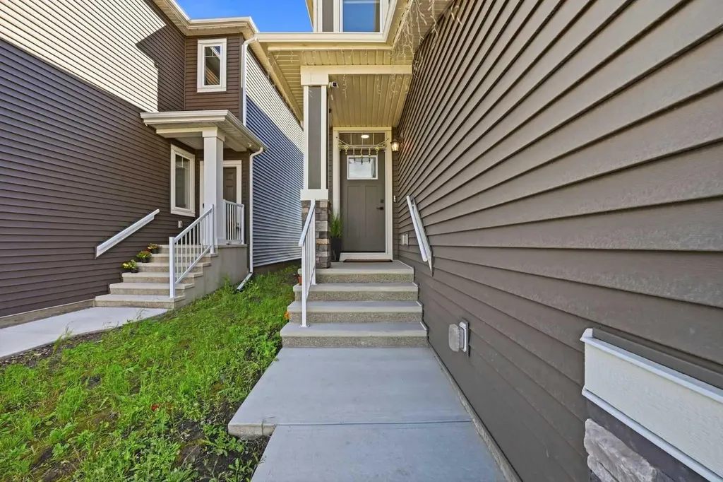 332 Belmont Park SW Calgary AB T2X 5T1