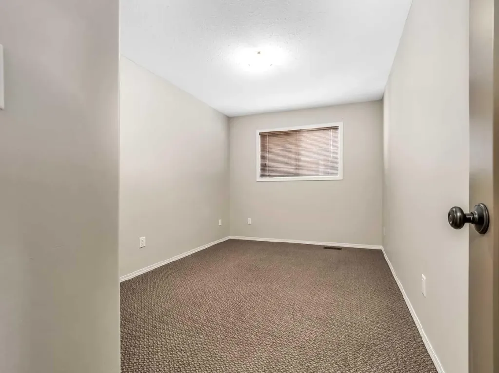 881 Kettles Street Pincher Creek AB T0K 1W0