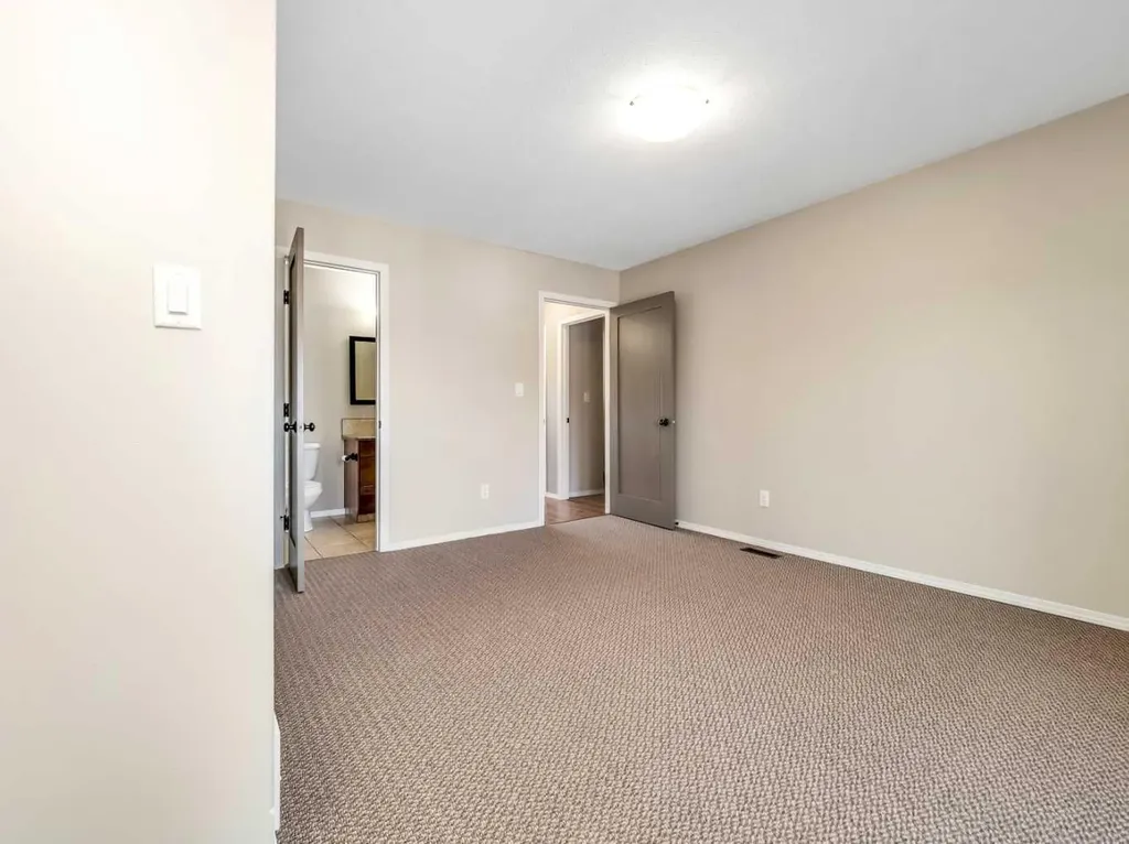 881 Kettles Street Pincher Creek AB T0K 1W0