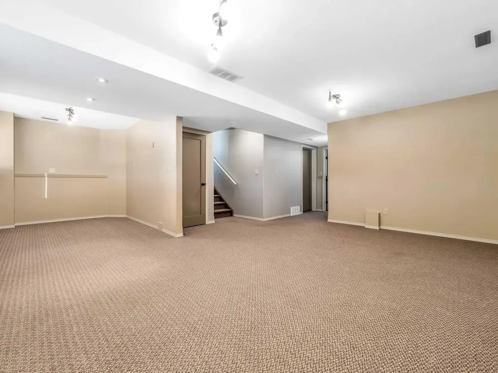 881 Kettles Street Pincher Creek AB T0K 1W0