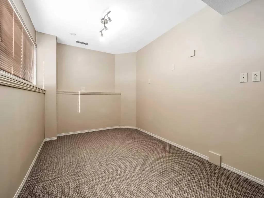 881 Kettles Street Pincher Creek AB T0K 1W0