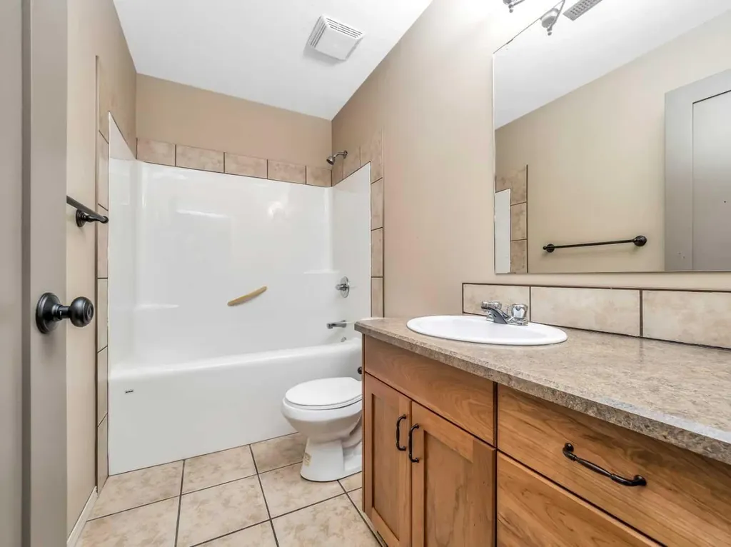 881 Kettles Street Pincher Creek AB T0K 1W0
