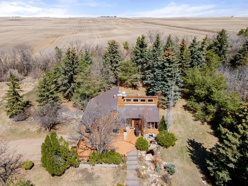 44402 Range Road 125 Rural Flagstaff County AB T0B 4C0