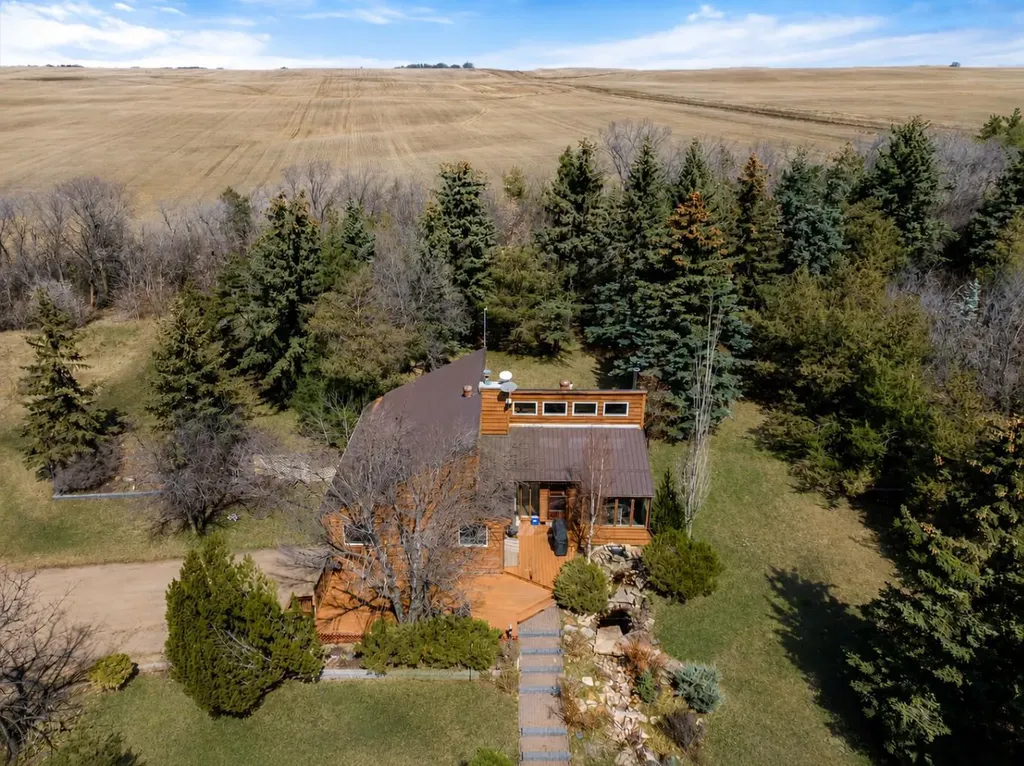 44402 Range Road 125 Rural Flagstaff County AB T0B 4C0