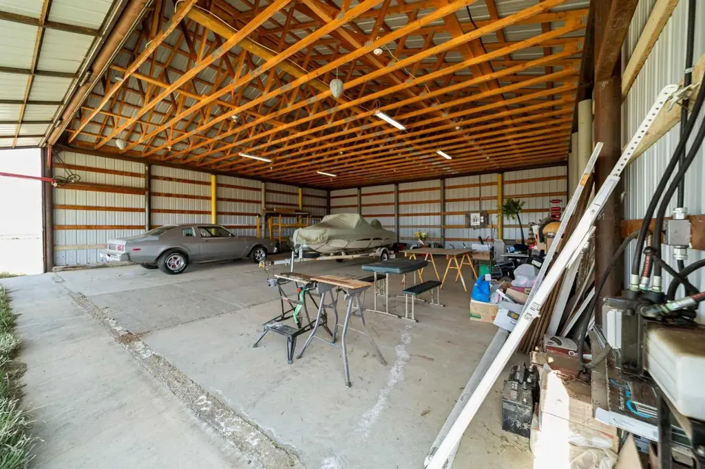 44402 Range Road 125 Rural Flagstaff County AB T0B 4C0