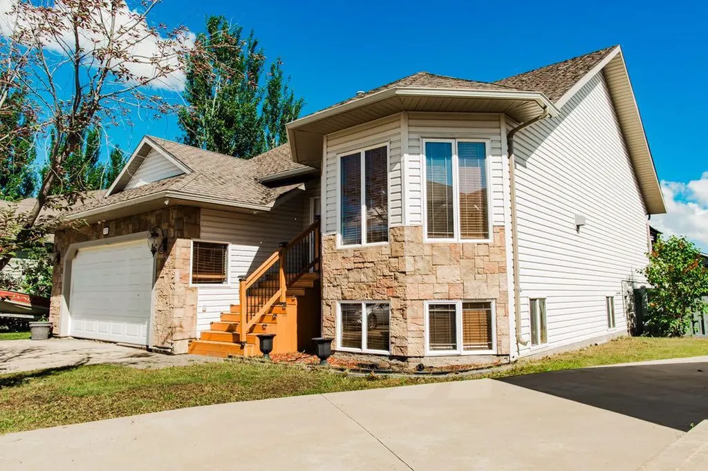12721 89 Street Grande Prairie AB T8X8C6