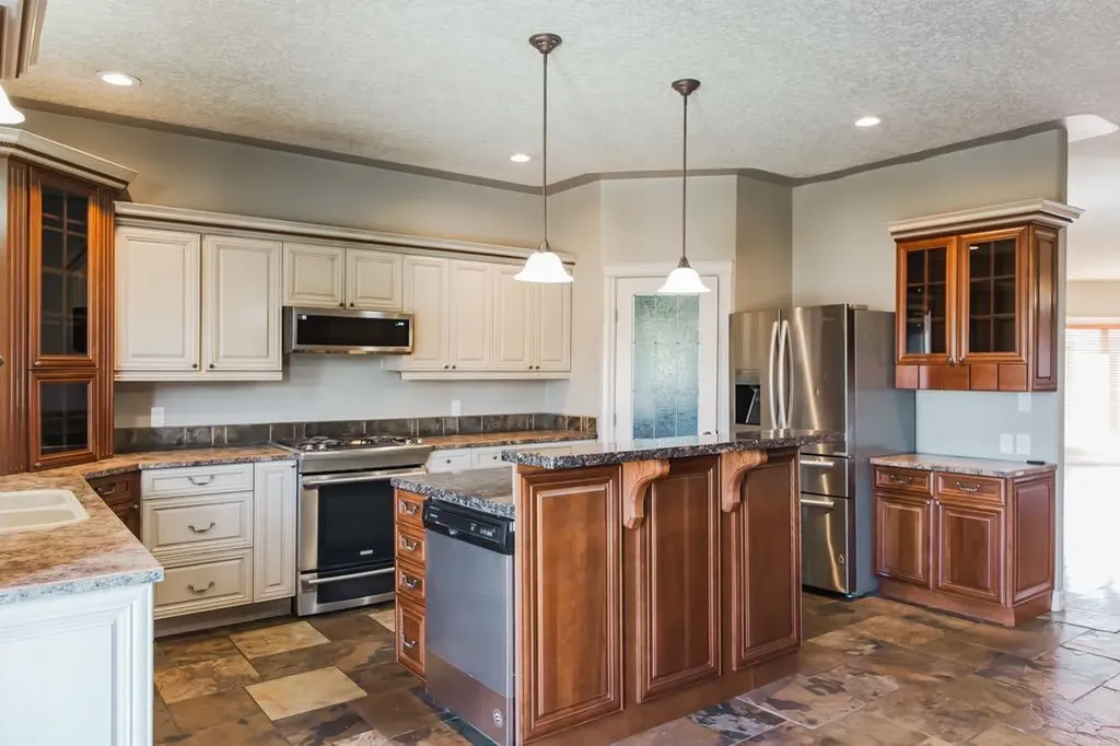 12721 89 Street Grande Prairie AB T8X8C6