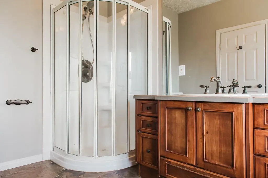 12721 89 Street Grande Prairie AB T8X8C6
