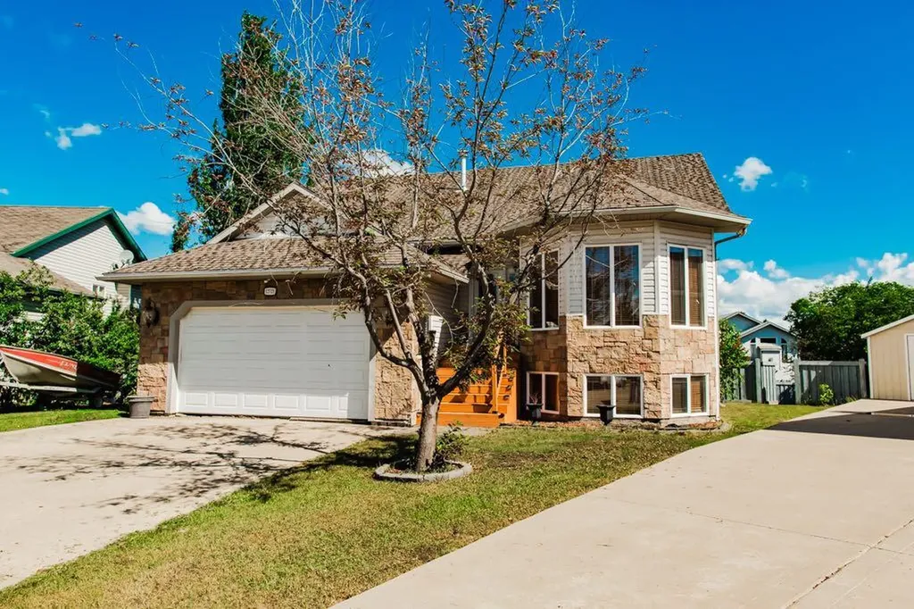 12721 89 Street Grande Prairie AB T8X8C6
