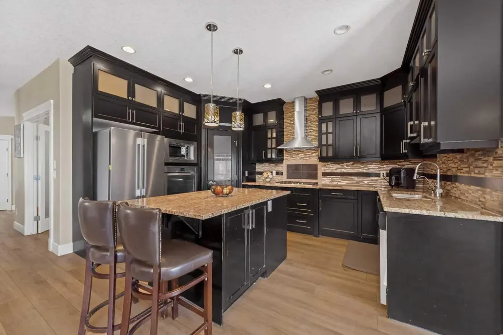 30 Saddlelake View NE Calgary AB T3J 0R6