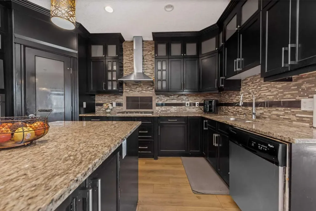 30 Saddlelake View NE Calgary AB T3J 0R6