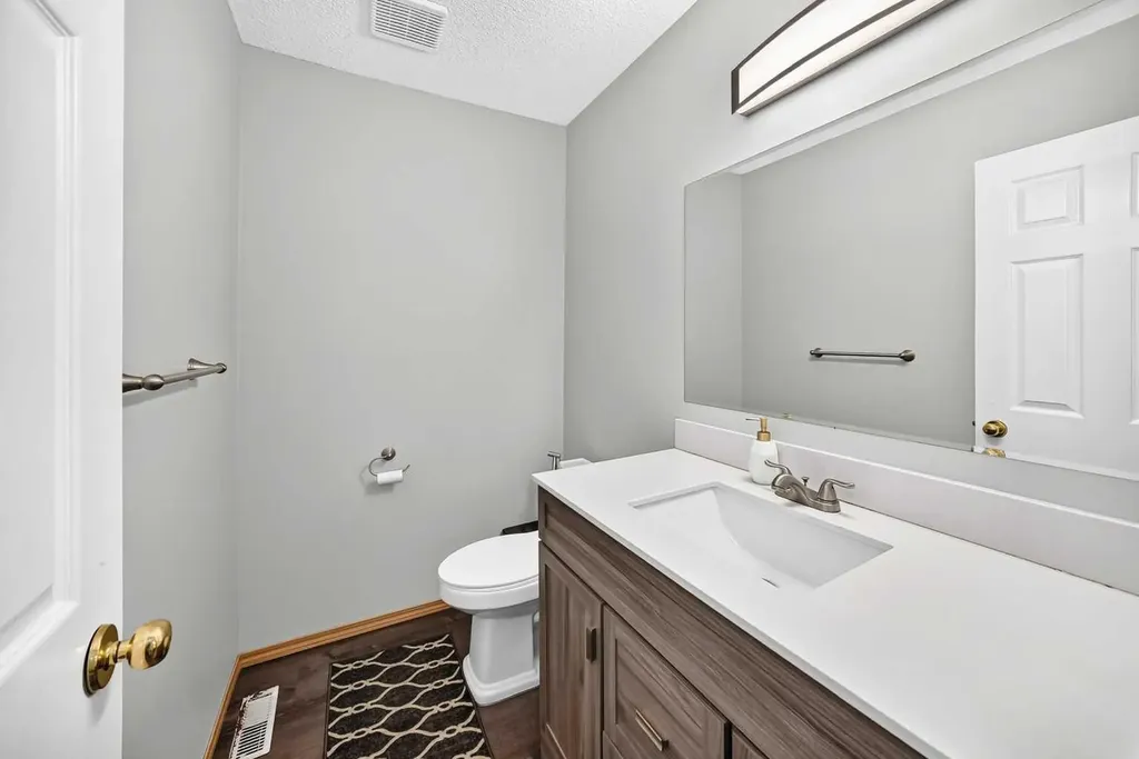 205 Hidden Hills Place NW Calgary AB T3A6E3