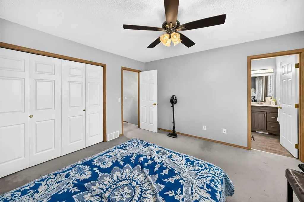 205 Hidden Hills Place NW Calgary AB T3A6E3