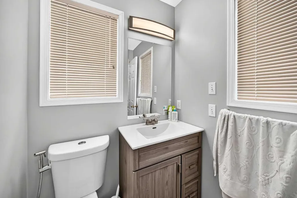 205 Hidden Hills Place NW Calgary AB T3A6E3