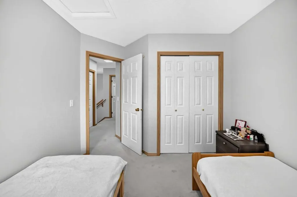 205 Hidden Hills Place NW Calgary AB T3A6E3