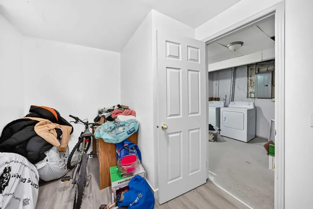 205 Hidden Hills Place NW Calgary AB T3A6E3