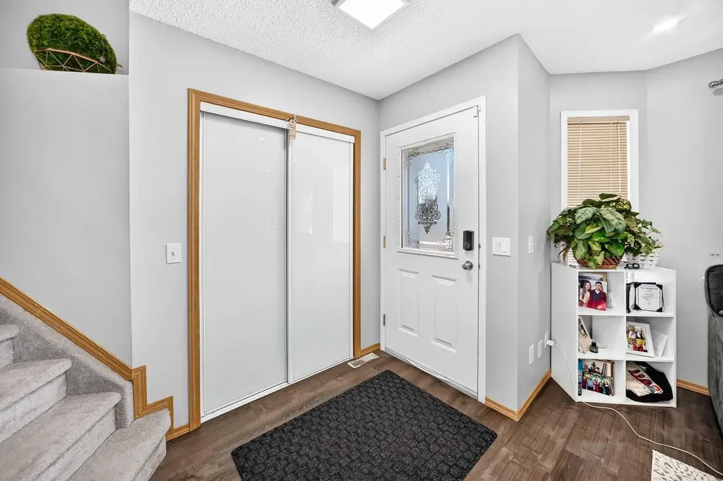 205 Hidden Hills Place NW Calgary AB T3A6E3
