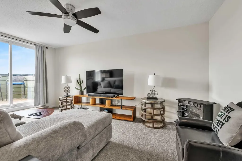 406 Cranbrook Square SE Calgary AB T3M 3K8