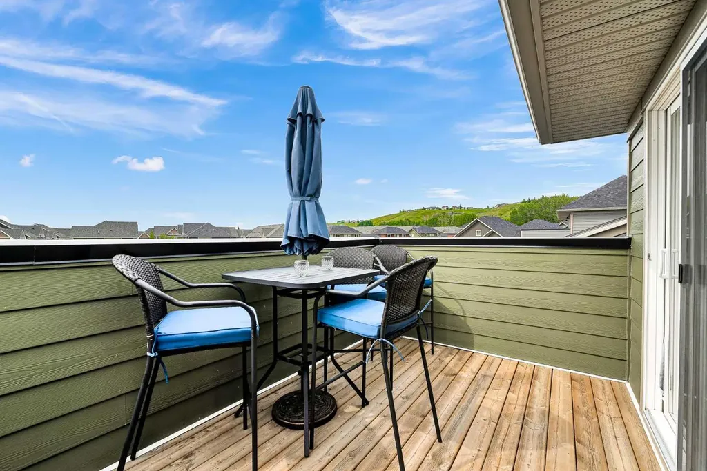 406 Cranbrook Square SE Calgary AB T3M 3K8