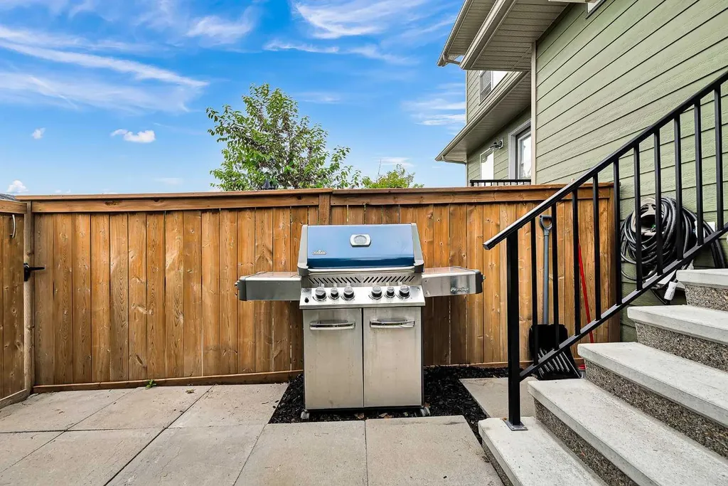 406 Cranbrook Square SE Calgary AB T3M 3K8