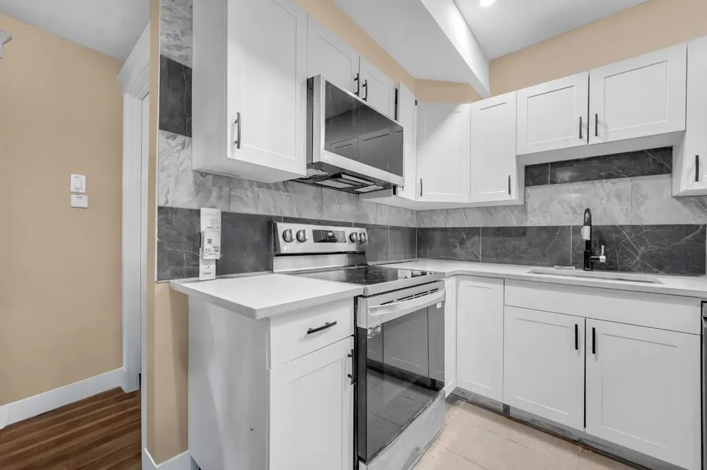 1182 Kingston Crescent SE Airdrie AB T4A0E9