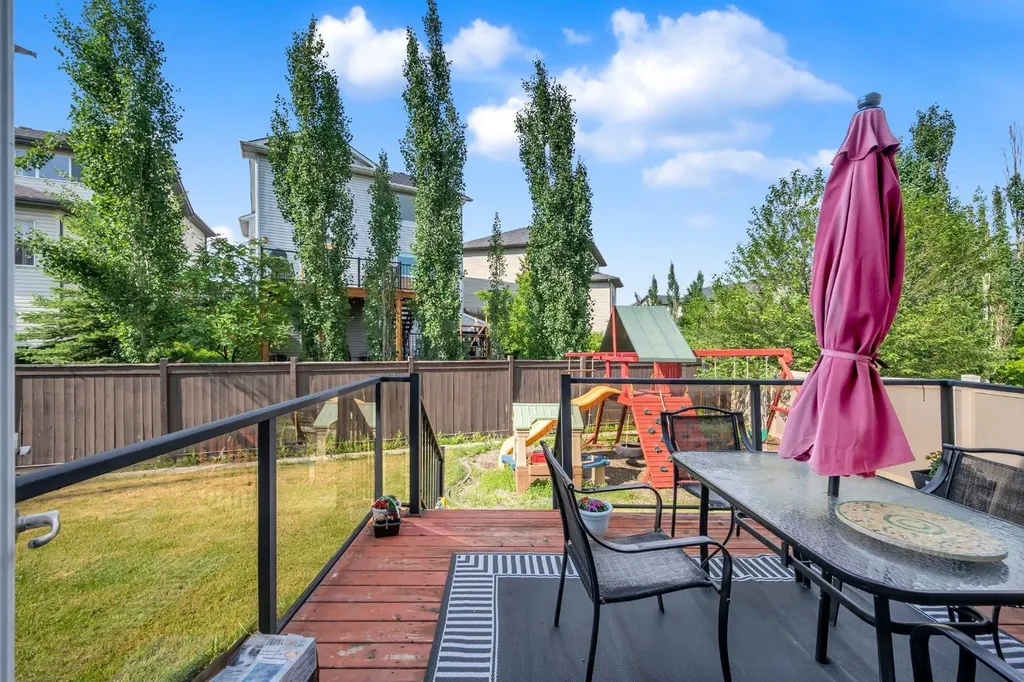 1182 Kingston Crescent SE Airdrie AB T4A0E9