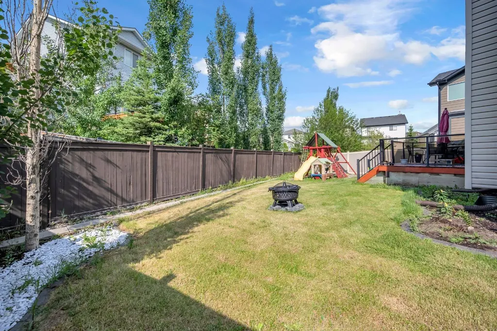 1182 Kingston Crescent SE Airdrie AB T4A0E9