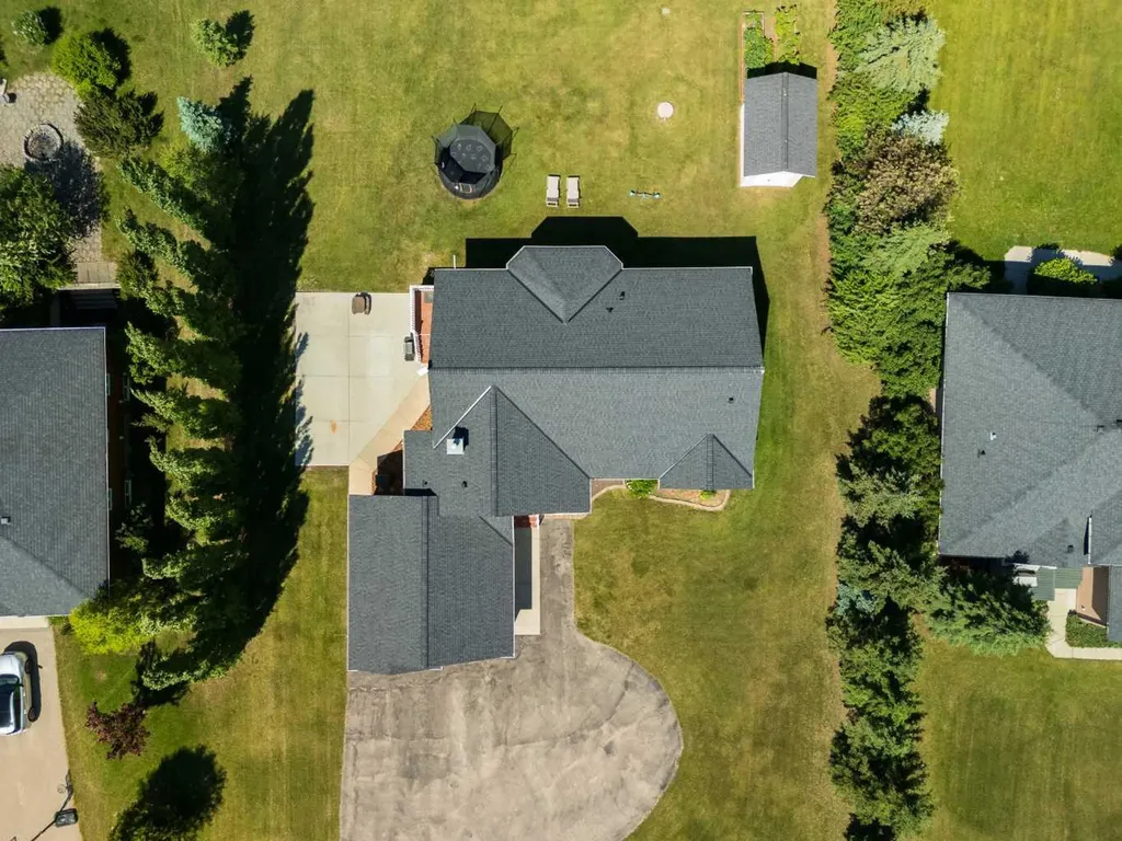 52 Silvertip Drive Rural Foothills County AB T1V1Z2