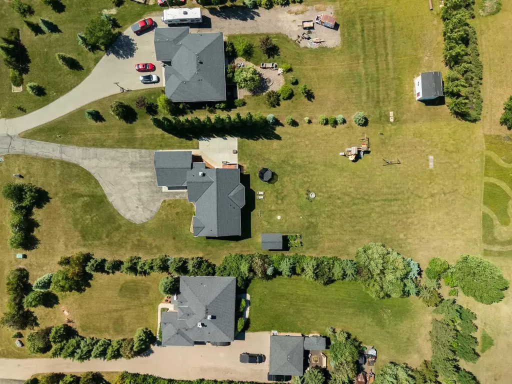52 Silvertip Drive Rural Foothills County AB T1V1Z2