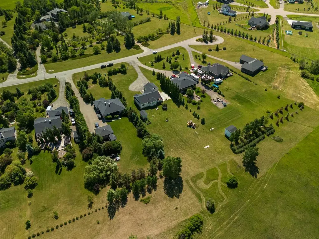 52 Silvertip Drive Rural Foothills County AB T1V1Z2