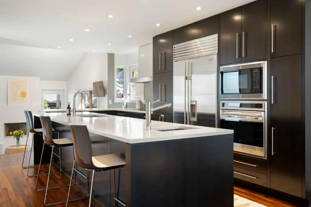 3610 4 Street SW Calgary AB T2S 1V2