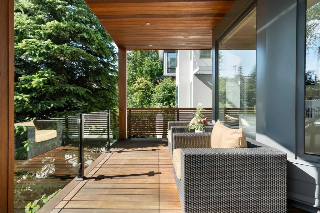 3610 4 Street SW Calgary AB T2S 1V2
